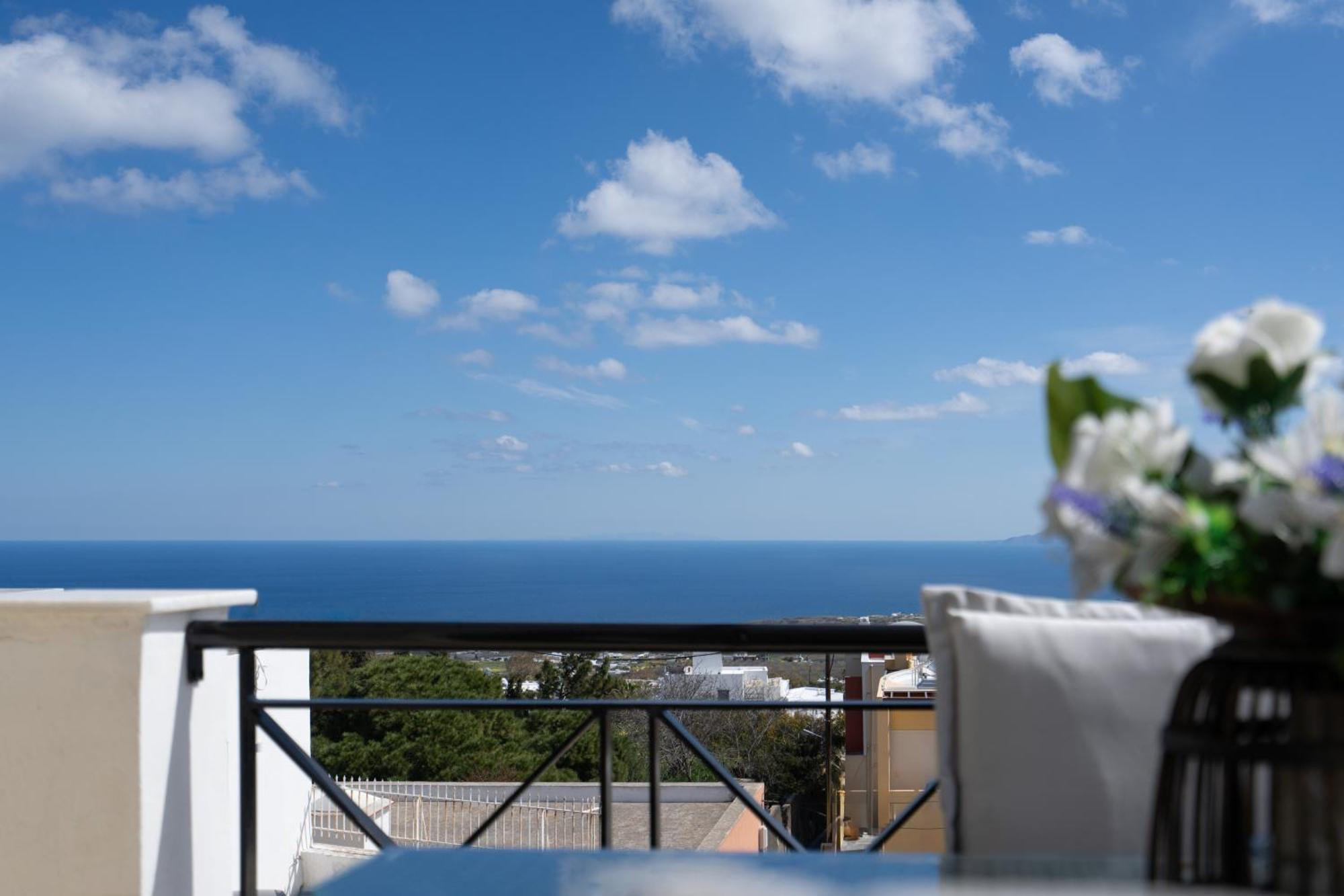 Central Seaview Heven Apartment In Fira Santorini Fira (Santorini) Exterior foto